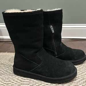 UGG Kids Little Sunshine Boot Youth 4